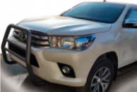Передняя защита QT007 Black (нерж) для Toyota Hilux 2015- гг