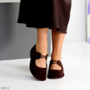 Трендовые замшевые шоколадные туфли barefoot на завязках
