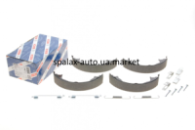 Колодки ручного тормоза MB M-class (W163),Chrysler 300 98- (183x31) BOSCH 0 986 487 609 з пружин
