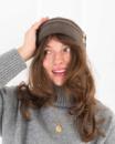 Жіноча зимова коричнева шапка