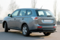 Задняя дуга AK004 Черная (нерж. сталь) для Mitsubishi Outlander 2012-2021 гг