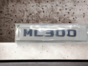 Стикер, емблема Mercedes ML300