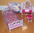 Дитячі меблі для ляльок Gloria 9314 Спальня з трюмо
