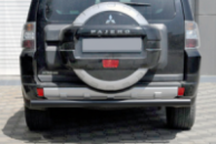 Задняя дуга AK002 Черная (нерж.) для Mitsubishi Pajero Wagon III 1999-2006 гг