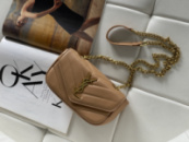Жіноча сумка Yves Saint Laurent Loulou leather bag Small бежевий