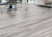 Ламінат вологостійкий KRONOTEX Rooms LOFT Дуб білий R1016RH 10 мм 33 клас з фаскою V4 АКЦІЯ!