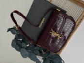 Жіноча  сумка Saint Laurent Solferino medium leather shoulder bag бургунді рептілія