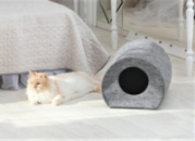 Теплый дом для кота из войлока «Цилиндр» серый