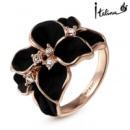 Женское кольцо черные цветы