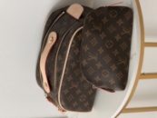Жіноча косметичка Louis Vuitton Dopp Kit коричневий + світлий беж