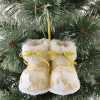 Игрушка на елку YES Сапожки 973462 7х10 см золотистая с белым