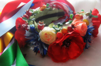 Красочный украинский веночек с лентами