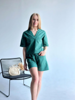 Лляний костюм з шортами «Jade» оптом | Батал | Розпродаж моделі Смарагдовий, 50-52