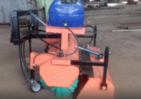 Щетка коммунальная 1,5 м з системой полива для Bobcat C630