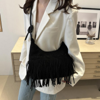 Містка замшева сумка з бахромою 79352A