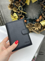 Чорний — натуральна шкіра — чоловічий гаманець на кнопці, у фірмовій коробці, 10 см х 14 см (1235-1)
