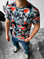 Комфортна літня чоловіча приталена футболка з трендовим дизайном