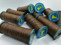 (10 шт) Нить капроновая обувная 375 т. Цвет - коричневый. В уп. 10 бабинок.