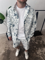 Зручний білий чоловічий літній костюм-двійка з яскравим дизайном