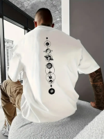 Стильна чоловіча біла оверсайз футболка з модним дизайном