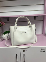 Біла - велика, стильна та вмістка сумка, легко вміщує формат А4 (0120)