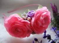 розовые розы с жасмином