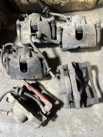 Суппорт передний правый Чери Амулет