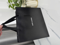 Пакет Medium size Yves Saint-Laurent