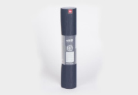 Килимок для йоги Manduka eKO Midnight 2-tone каучуковий синій 180x66x0.5 см