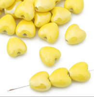 Керамическая бусина «сердце» Размер 10 мм. Цвет - желтый. Цена указана за 1 шт.