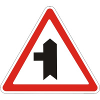 Дорожный знак 1.23.2 - Примыкание второстепенной дороги слева. Предупреждающие знаки. ДСТУ 4100:2002-2014