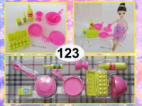 Посуда и чайные сервизы для кукол