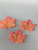 Лист клёна декоративный. Размер - 8,5×7см. Цвет на фото. Цена за 1 шт.