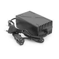 Автоматическое ЗУ для аккумуляторов 12V, 1.5A, 3-pin разъем (AGM/Gel/Lead)