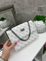 Білий — стильний каркасний клатч на ланцюжку під клапаном (0428)