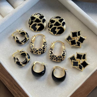 Серьги набор 5 пар в различных дизайнах с эмалью золотистые,женская бижутерия серьги комплект из цинкового сплава