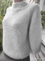 Серый свитер-реглан «нежность»