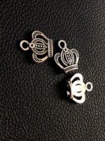 Подвеска «корона». Размер - 15*17 мм. Металл. Цвет - серебро.