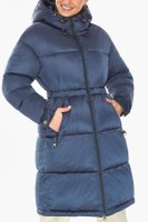 Куртка женская зимняя длинная с капюшоном - 57240 сапфирового цвета