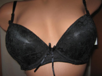 Бюстгальтер NBC чорний на поролоні з гіпюром чашка В