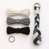 Набор макраме для рукоделия и плетения брелока для ключей и аксессуаров 17.3х3.5 см цвет белый,серый,черный