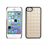 Чехол Xoomz для iPhone 5/5S/5SE PU Grid White (back cover) (XIP501W)