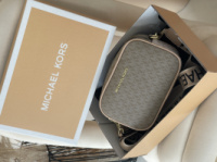 Сумка кросс-боді Michael Kors BODI сіро-пудровий