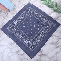 Бандана с узором Классик 10376 55х55 см серая