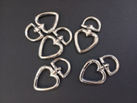 Карабин «сердце» Размер - 20×27×44.5. Цвет - светлое серебро