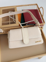 Сумка Jacquemus Le Bambino LUX молочний