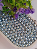 Бусины пластиковые 8 мм. Цвет - голубой светлый. Упаковка 20 шт.