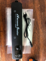 Вакуумний пакувальник Vacuum Sealer