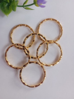 Кольцо рыфленое. лимонное золото. диаметр 28 мм. цена указана за 1 шт