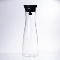 Стеклянный графин с крышкой 1.5 (л) для воды, сока, лимонада HP-19-44